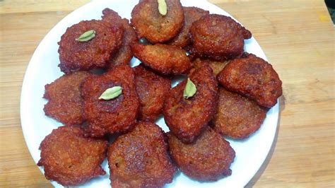 How to make adhirasam, a fantastic recipe for diwali. வீட்டிலிருக்கும் வெறும் 4 பொருட்கள் போதும் சூப்பரான சுவீட் ரவா அப்பம்/ Rava Sweet Recipe in ...