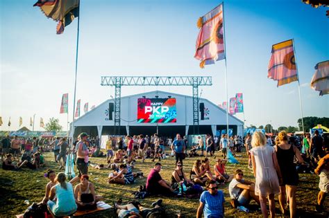 The alternative flavored pukkelpop is the second largest festival in belgium boasting crowds of nearly 180,000. Over Pukkelpop - Pukkelpop 2020