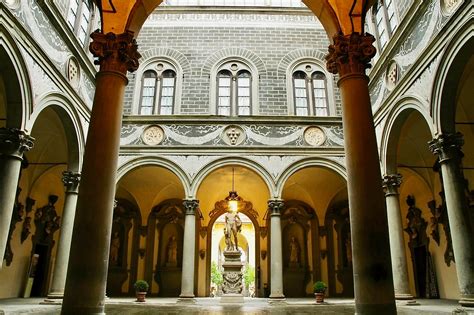 Visitors Guide To The Medici Palaces In Florence Italy