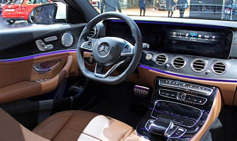 But the nav screen is so much smaller than the new c and e classes. Mercedes E-Class World Debut at Detroit Motor Show