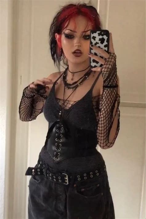 Punkgoth Goth Fashion Goth Outfits Aesthetic Grunge Outfit