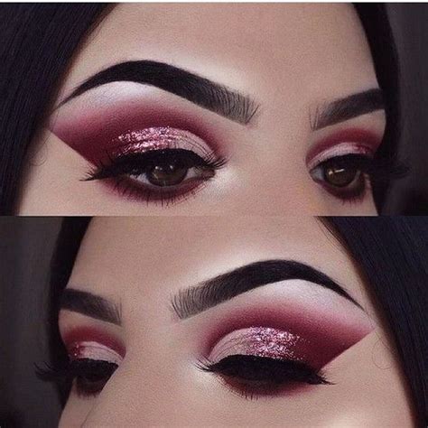 One look that celebrities have been swooning over, but most people fear to try, is the pink eye makeup trend. 60+ Most Trendy Pink Glitter Eye Makeup Design You May ...