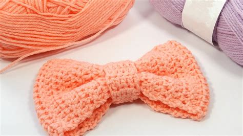 How To Crochet A Simple Bow Youtube