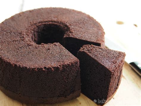 Japanese Dark Pearl Chocolate Chiffon Cake - BAKE WITH PAWS