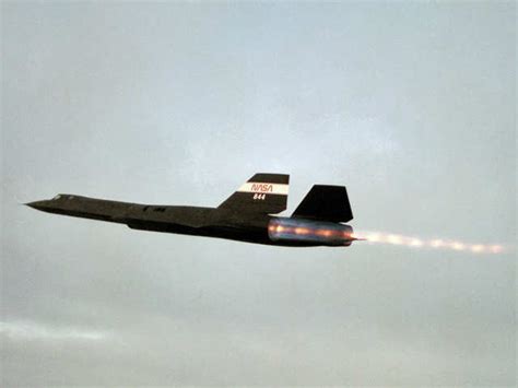 7 Wild Photos Of The Sr 71 Blackbirds Afterburners In Action