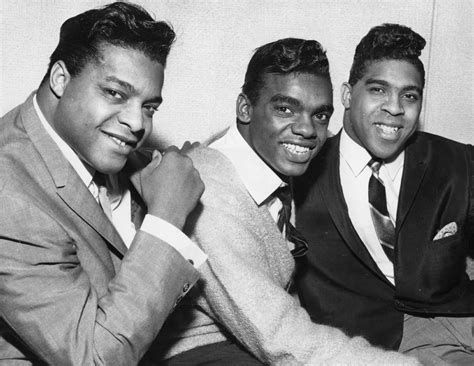 rudolph isley founding member of the isley brothers has died aged 84