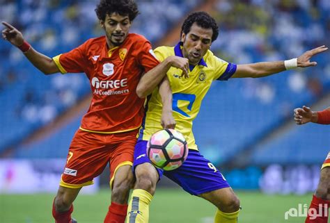 حسم الهلال لقب بطل الدوري السعودي لكرة القدم موسم 2020 /2021، بعد فوزه على مضيفه التعاون بهدف دون مقابل يوم الأحد، في افتتاح الجولة الـ29 قبل الأخيرة من عمر المسابقة. النصر يتخطى عقبة القادسية في الدوري السعودي - ارشيف 2016 ...