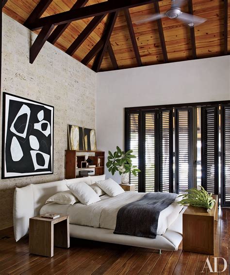 Its principal subjects are interior design and landscaping, rather than pure external architecture. Bedroom Ideas - Celebrity Homes Photos | Architectural Digest