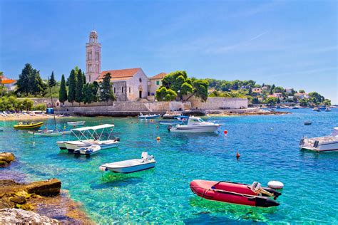 Kroatiens buchten und strände erstrecken sich vom istrischen norden über split und die makarska riviera bis hinunter nach dubrovnik. Kroatien - Tipps für den perfekten Urlaub an der Adria ...