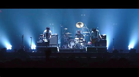 Beyond going grey (i'm currently experiencing a boom in silver strands that my hair stylist refers to as sparklers. My Hair is Bad、新Live DVD & Blu-rayより「悪い癖」「芝居」の2曲を公開 ...