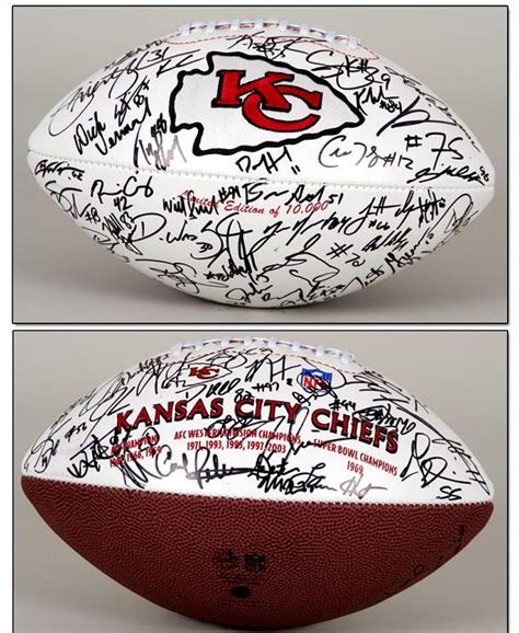 2005 Kansas City Chiefs Team Signed Football Complete Roster