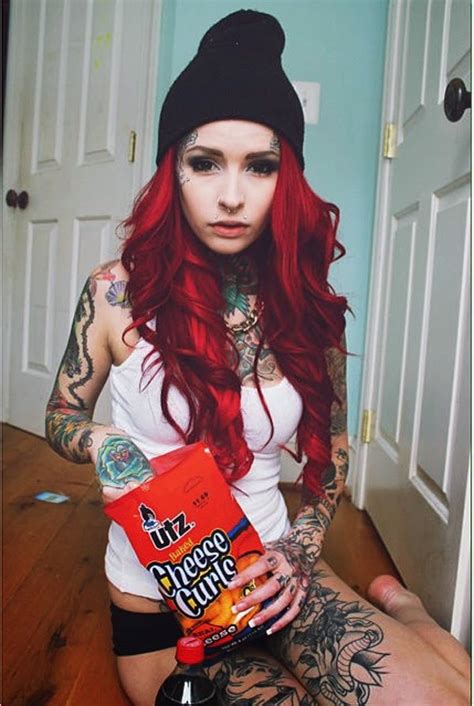 55 pictures of hot tattooed girls