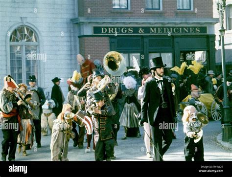 JONATHAN PRYCE SOMETHING WICKED THIS WAY COMES 1983 Stock Photo Alamy