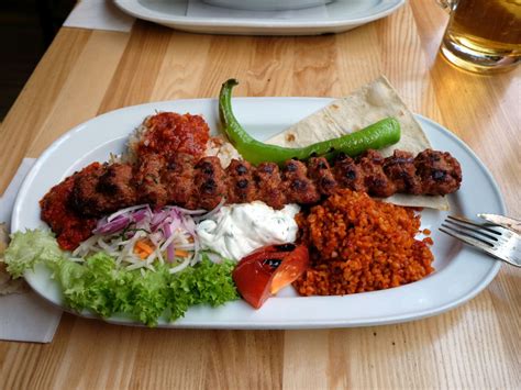 Pagesbusinessesfood & beveragerestaurantfamily style restaurantonkel george's grillstubevideosadana teller by onkel george's grillstube team. Essen und Trinken