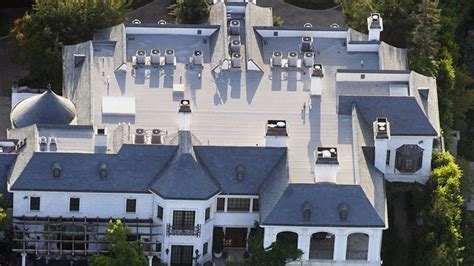 Mansion Where Michael Jackson Died Sells For 20 Million Less Than