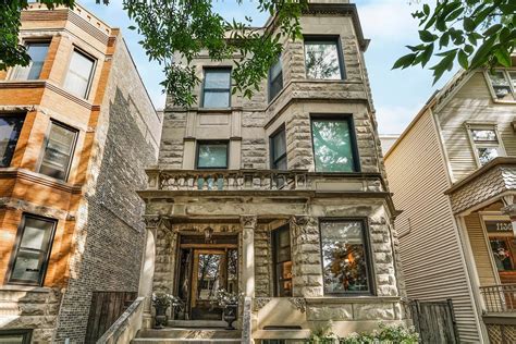Let us introduce you to our community and all the neighborhood the benchmark is centrally located with easy access to bike trails, 315 and ohio state university's campus. Lakeview Chicago Vintage Condos $700,000 to $800,000