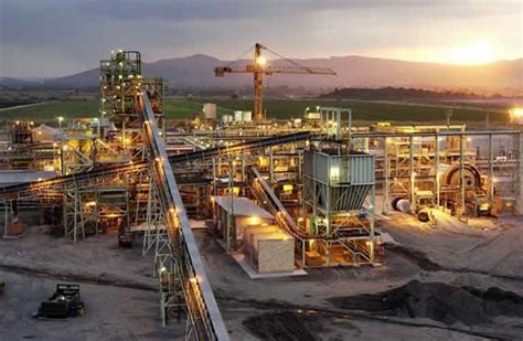 Sibanyes Platinum Mine Workers Begin Indefinite Strike Miningcom