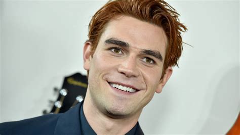 Kj Apa Appears A Doting Father In Adorable New Pictures With His Son Nz Herald