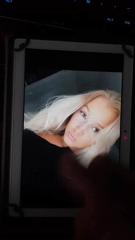 Finnish Blond Get Cum On Her Face Scrolller