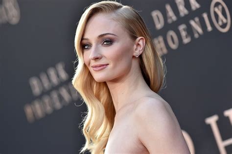 Sophie Turner Topless Moments And Leaked Non Nude Photos My XXX Hot Girl