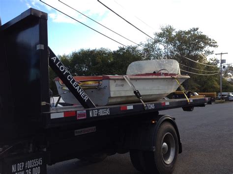 Boat Removal 12 Foot Fiberglass 2 Ocean County Dumpsters And Junk