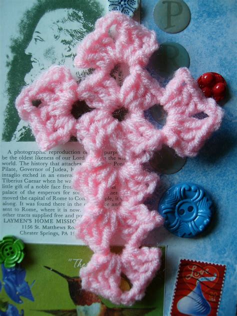 Free yarn cross crochet pattern. Scrap Yarn Crochet: Free Yarn Cross Crochet Pattern