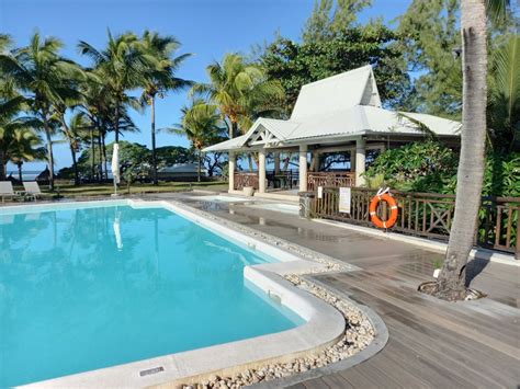 Pool Le Peninsula Bay Beach Resort And Spa Blue Bay • Holidaycheck