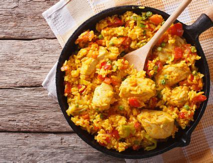 Our chicken and rice is extra special with the addition of sazón goya® with azafrán , which goya® pitted alcaparrado is the perfect blend of olives, pimientos and capers that adds a special briny flavor to this arroz con pollo recipe and many. Florida-Style Arroz Con Pollo Recipe