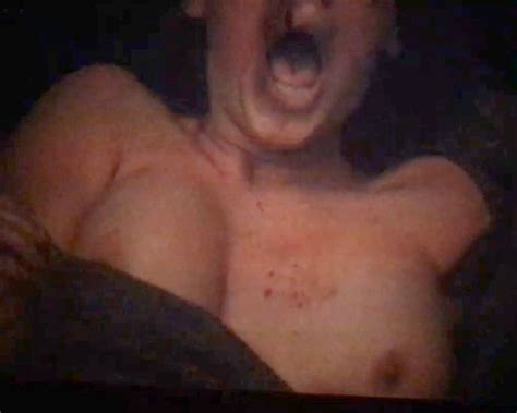 Escena de violación de Jennifer Lawrence desnuda de la película Mother
