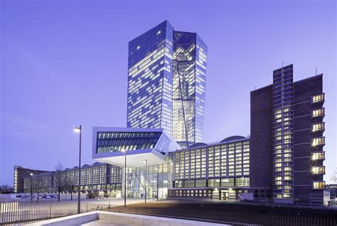 Banca centrale europea (bce) la banca centrale europea (bce) è la banca centrale dei 19 stati membri dell'unione europea che hanno adottato l'euro. European Central Bank / Coop Himmelb(l)au | ArchDaily