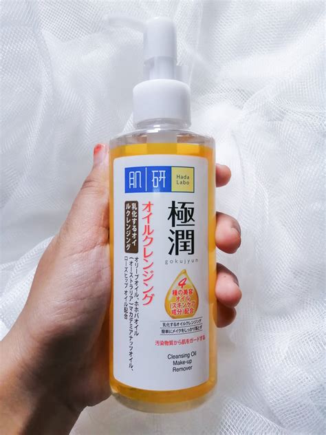 It simply means it's already foamy and sudsy coming out of the bottle. My Holy Grail - Hada Labo Cleansing Oil - Beauty Memo