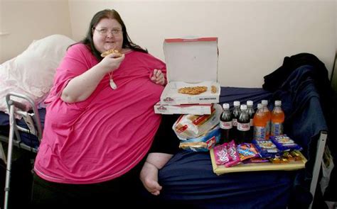 Husbands Warning Following Death Of Britains Fattest Woman Who Weighed 40 Stone Uk News