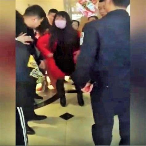 【動画】女装した中国の男が女湯で盗撮、恋人の加担と犯行の言い訳に批判の声―安徽省