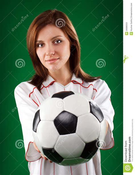 Jolie Fille Avec Du Ballon De Football Image Stock Image Du Sexe Rouge 26686553