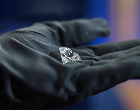 Russian Mining Giant Trumpets Its Big Diamond Cutting Prowess With The