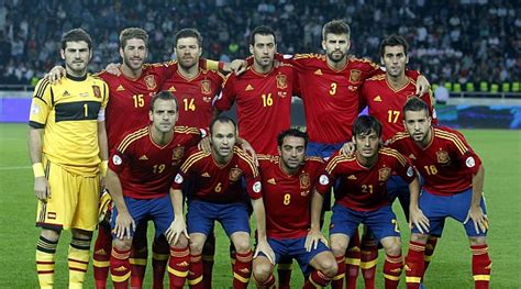 La actualidad de la selección española de fútbol (la roja): La selección española cierra 2012 como número uno del ...