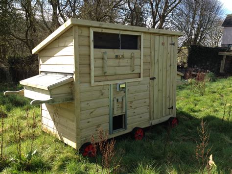Solar Chicken House With Wheels The Wooden Workshop Bampton Devon