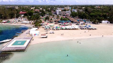 Conoce La Playa De Boca Chica La M S Popular Y Familiar De La