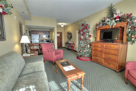 Two Room Suite The Inn At Christmas Place Pigeon Forge Tn
