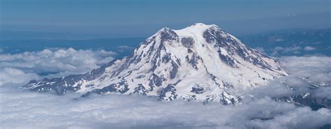Mount Rainier Above The Clouds Rseattlewa
