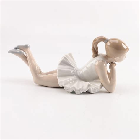 Nao By Lladro Ballerina Figurine Ebth