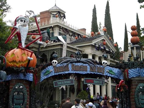 nightmare  christmas haunted mansion pictures   images  facebook tumblr