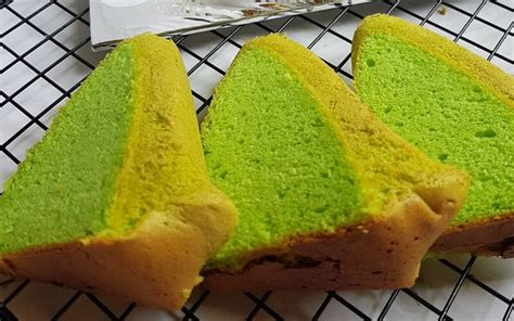 Tips trik mengetahui jumlah telur untuk setiap loyang. 5 Resep Bolu Tape Lembut dan Legit, Cicipi Rasa Red Velvet dan Kurma