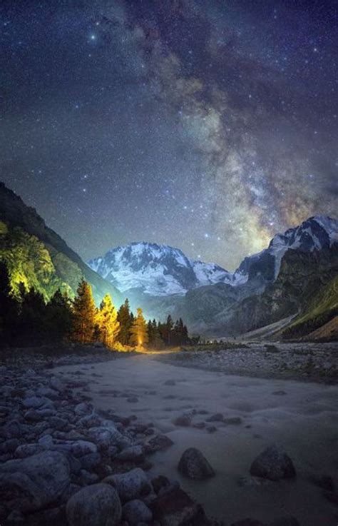 Plusieurs facteurs ont participé à la formation de la science du paysage en russie : La beauté sublime des nuits russes | Paysage nuit, Photos ...