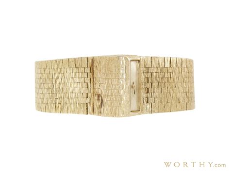 We offer the best packages which include services such as defensive driving, road test service, teen driver education, new teen driving law, and more. Gold Driver's Watch | Sold For $1,067 | Worthy.com