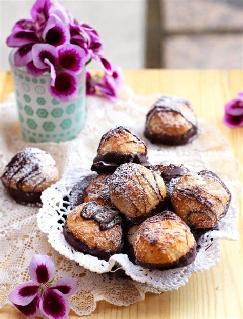 Si tratta di una denominazione che nasce negli anni settanta e deriva da. DOLCETTI COCCO E CIOCCOLATO | Dolci di frolla