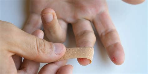 Benefits Of Using Bandages For Sensitive Skin Culturaverde