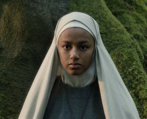 Starring chris hemsworth, kate blenchett. Who plays Igraine in Cursed? - Shalom Brune-Franklin ...