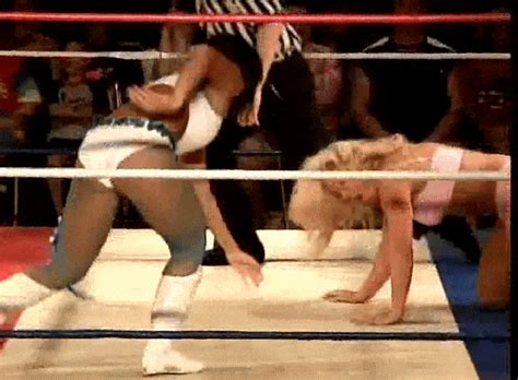 Female Wrestling Catfighting