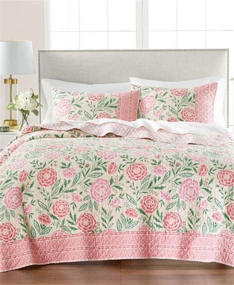 Martha Stewart Collection Closeout Woodblock Floral Frame Quilt Full